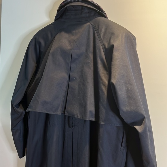 Burberrys Sz 10 Vintage Burberry Dark Navy Trench Coat with Wool Zipout Lining - Picture 6 of 16